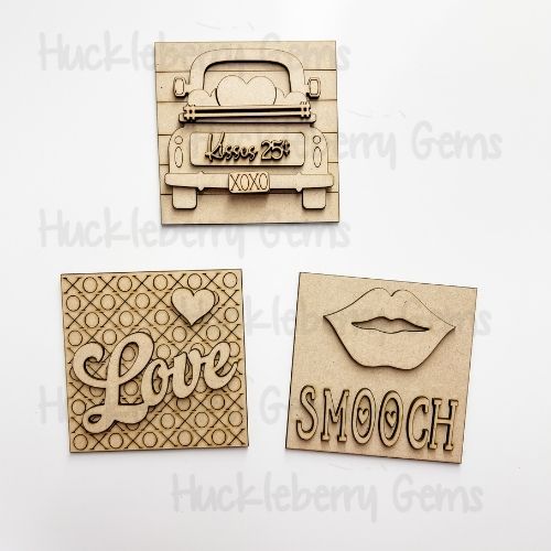 Kisses Mini Signs