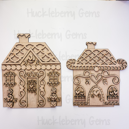 Large Gingerbread Homes Shelf Sitter